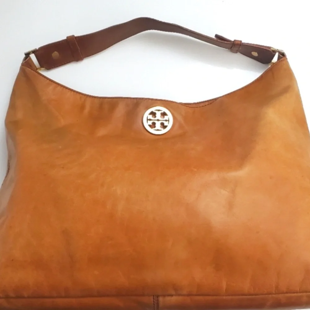 Tory Burch - Picture 3 of 9